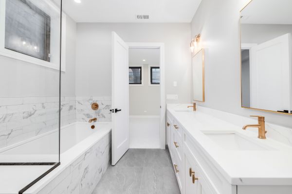 Cost of Bathroom Installation in Olathe